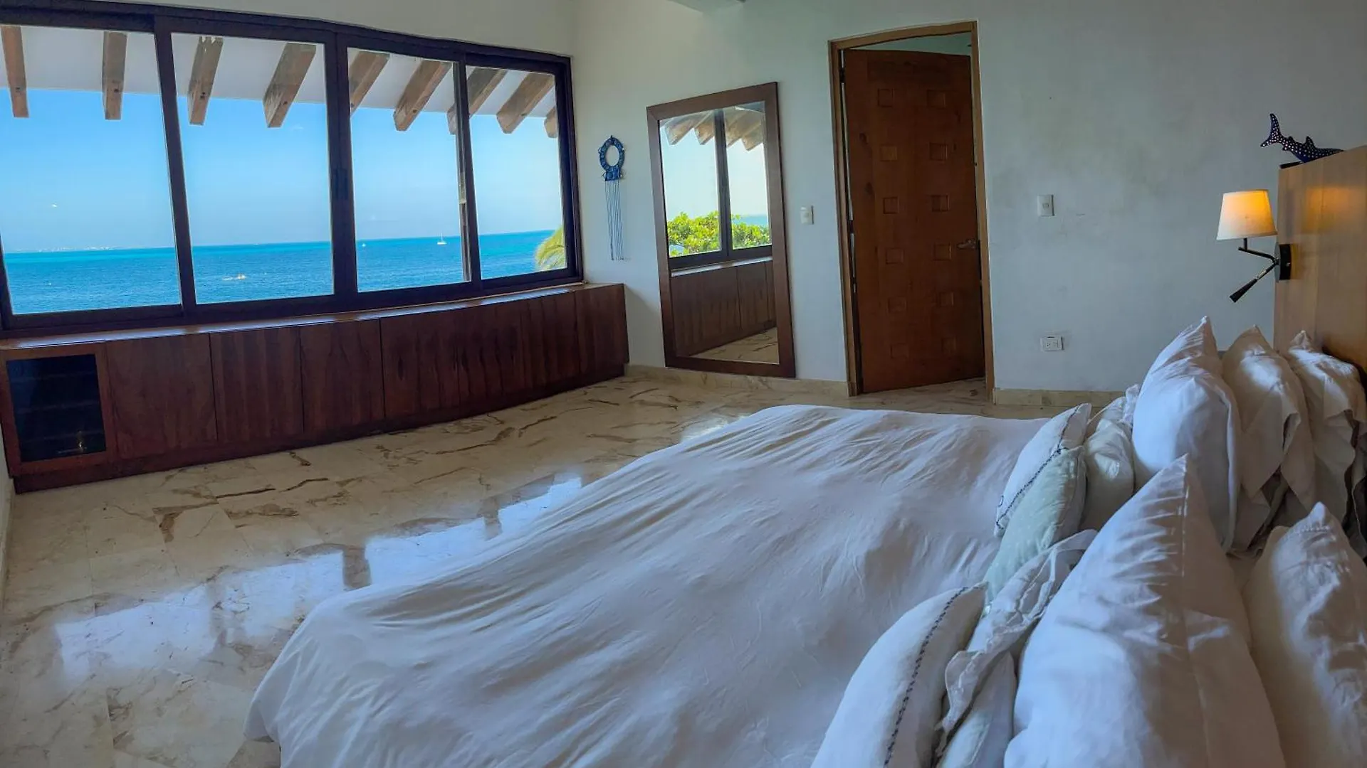 Luxury Beachfront Hotel Zone Villa With Private Pool By Solmar Rentals Cancun 0*,  Mexico